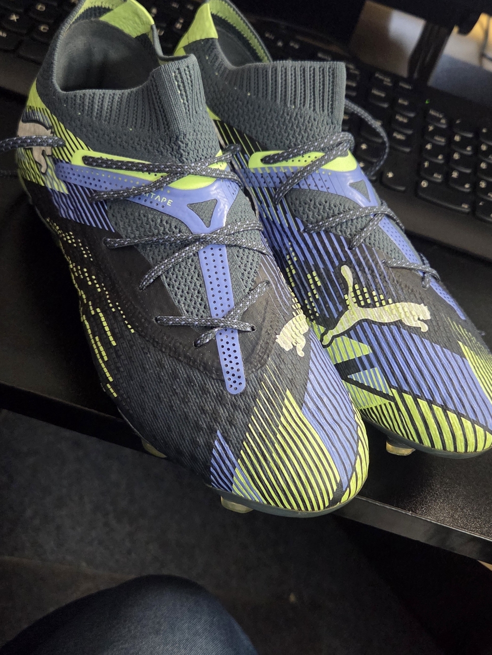 Puma Women's Soccer Cleats Size 6